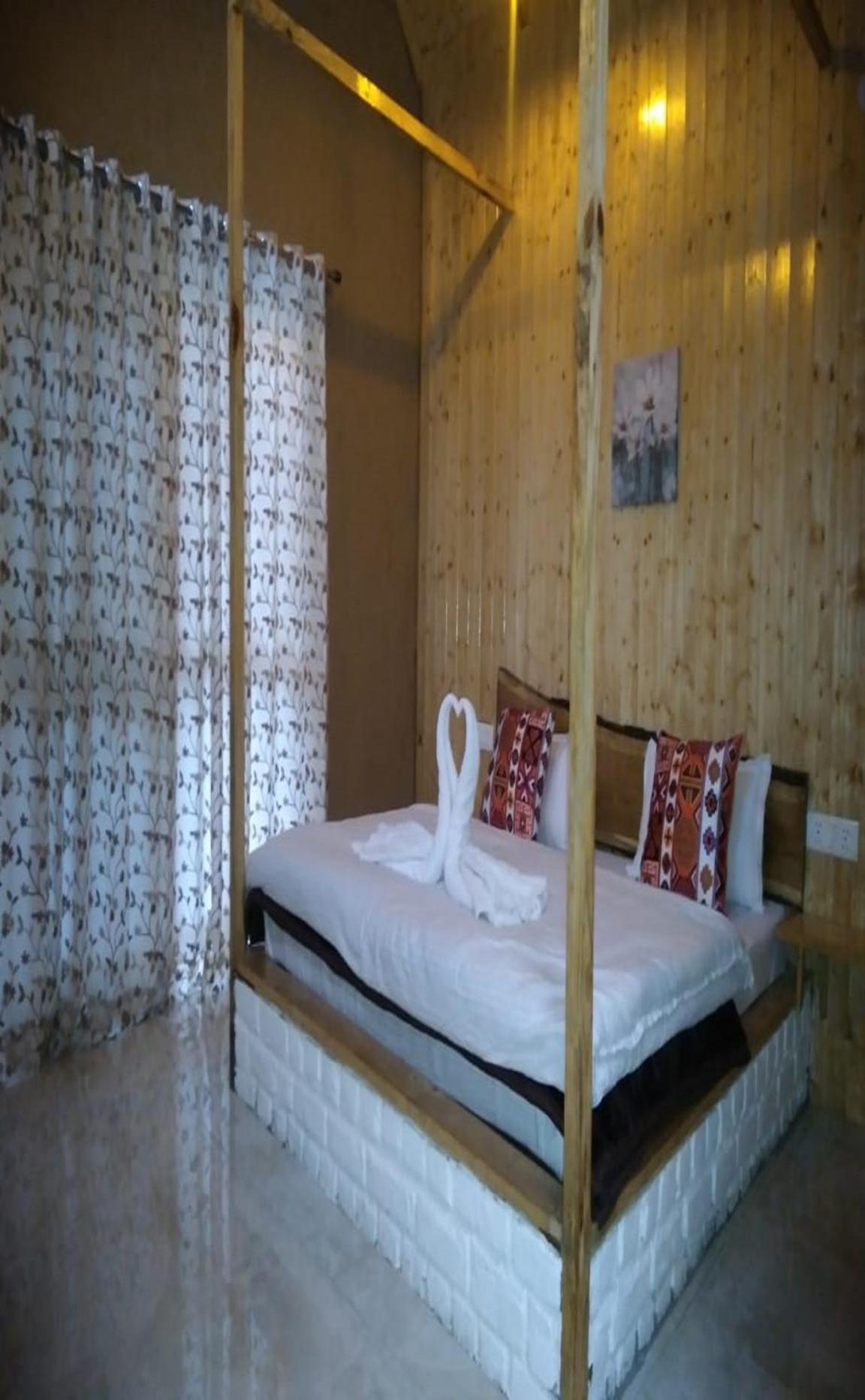 Offbeat Abodes - Tirthan Valley Banjār Eksteriør billede